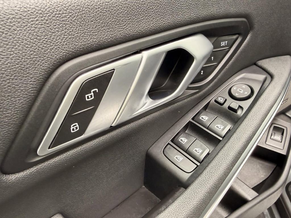 Used 2021 BMW 330i xDrive Sedan w/ Premium Package image 37