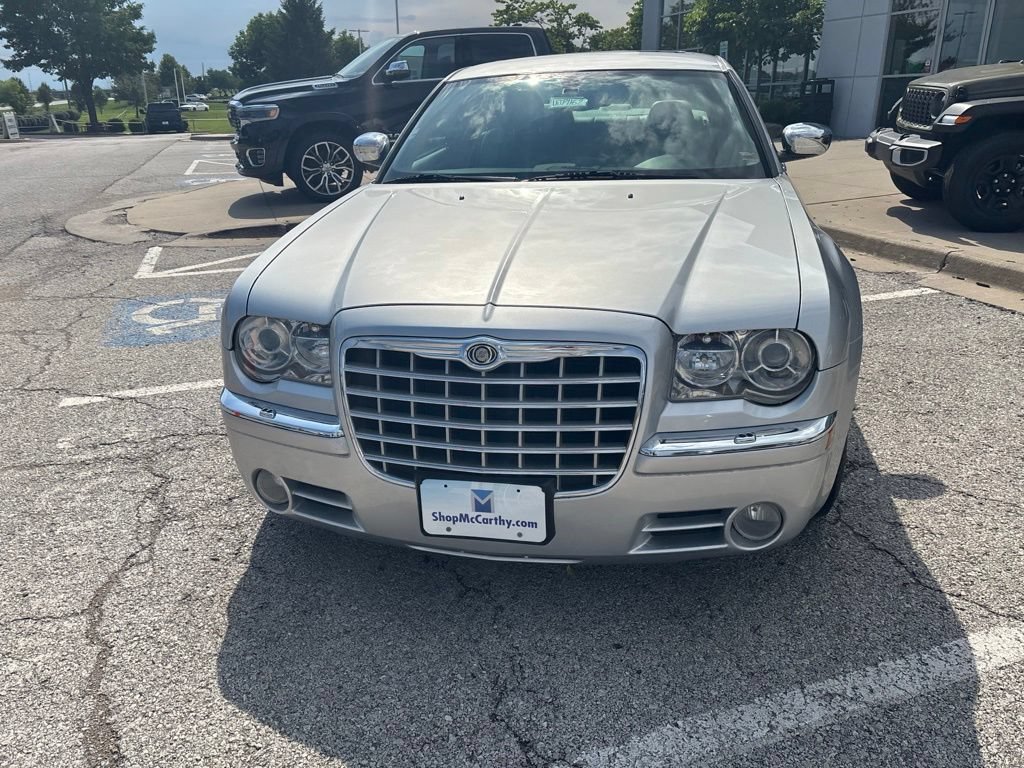 Used 2005 Chrysler 300 C w/ Sound Group II RWD image 10
