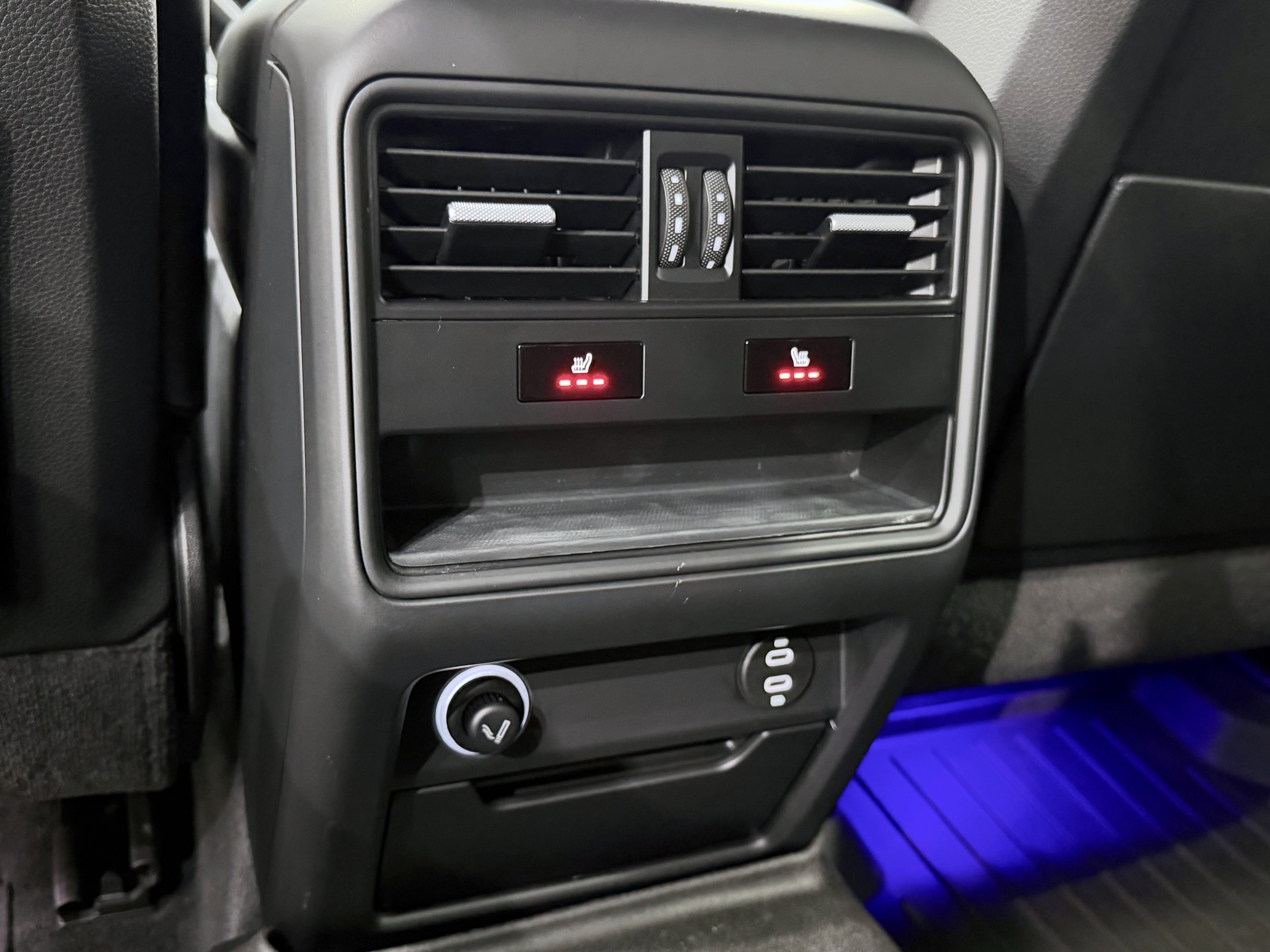 Certified 2022 Porsche Cayenne Turbo GT AWD/4WD image 27