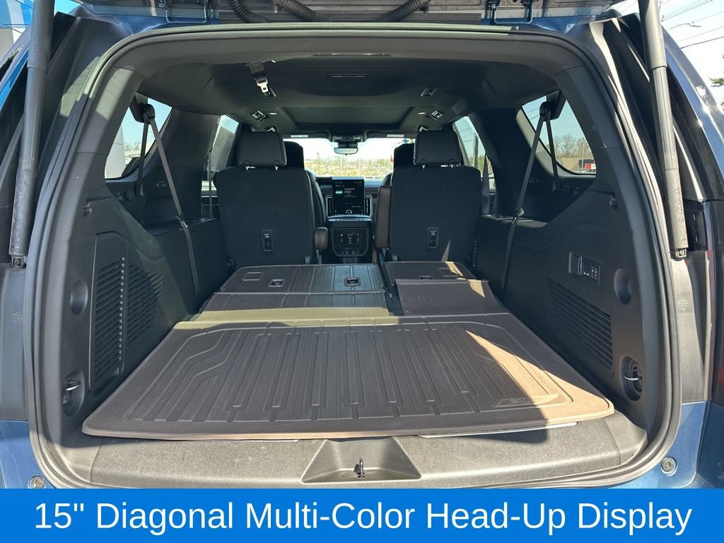 Used 2025 GMC Yukon XL Denali Ultimate w/ LPO, Floor Liner Package AWD/4WD image 12