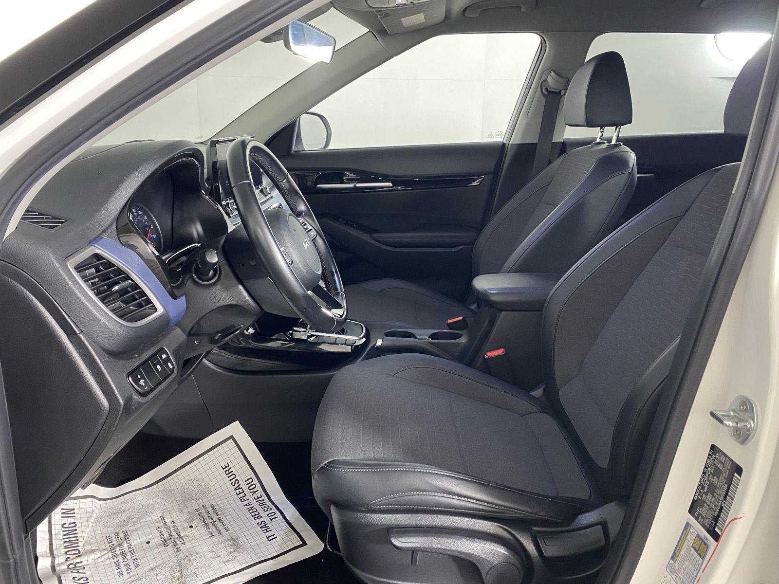 Used 2022 Kia Seltos S FWD image 22