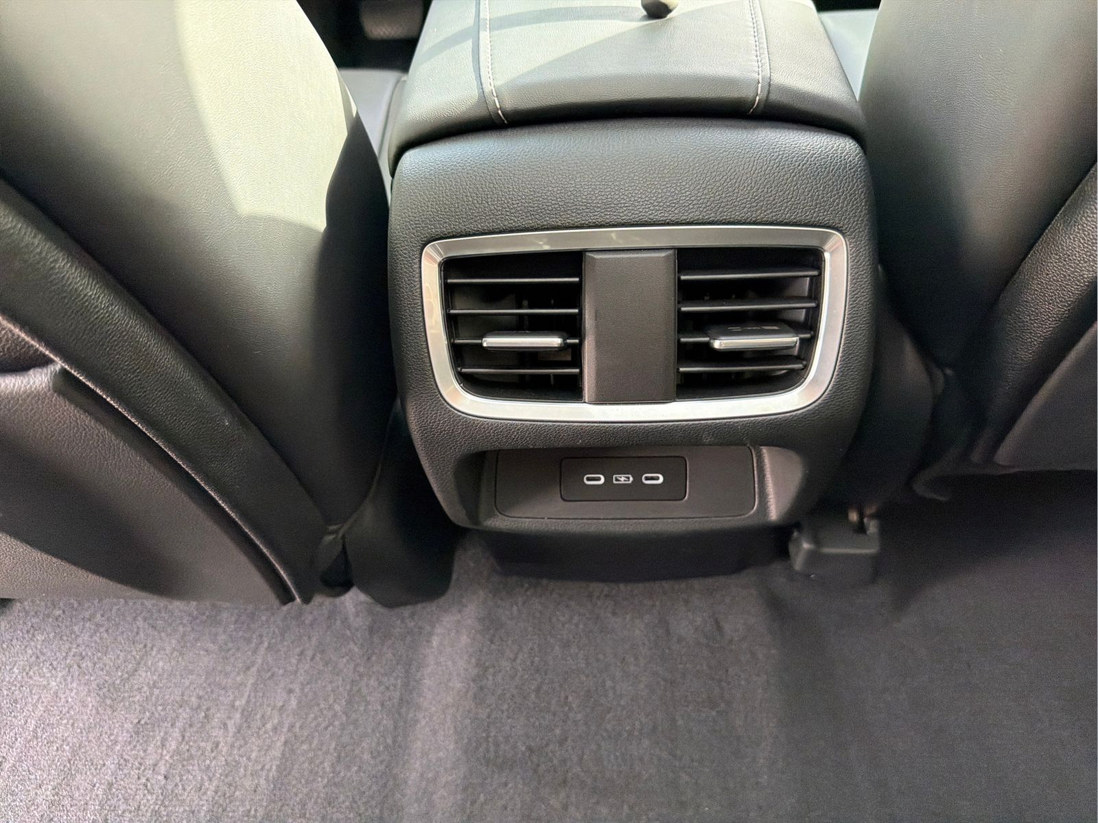 Used 2023 Acura RDX FWD w/ Technology Package image 37