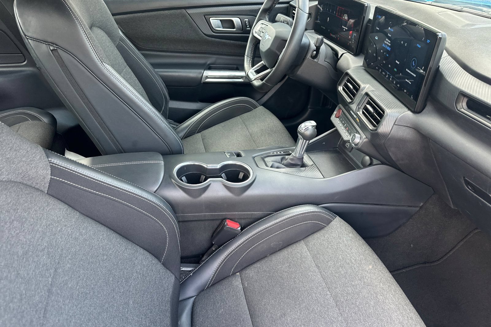 Used 2024 Ford Mustang Coupe RWD image 15