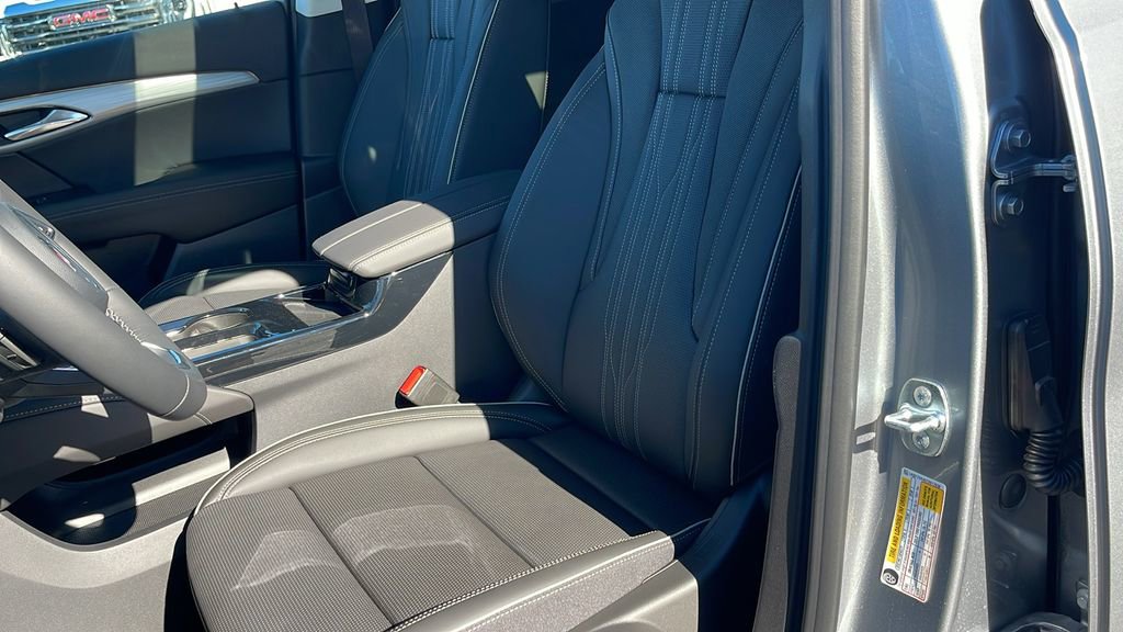 New 2026 Buick Envision Avenir image 10