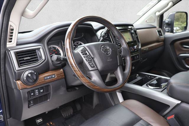 Used 2016 Nissan Titan Platinum Reserve AWD/4WD image 10