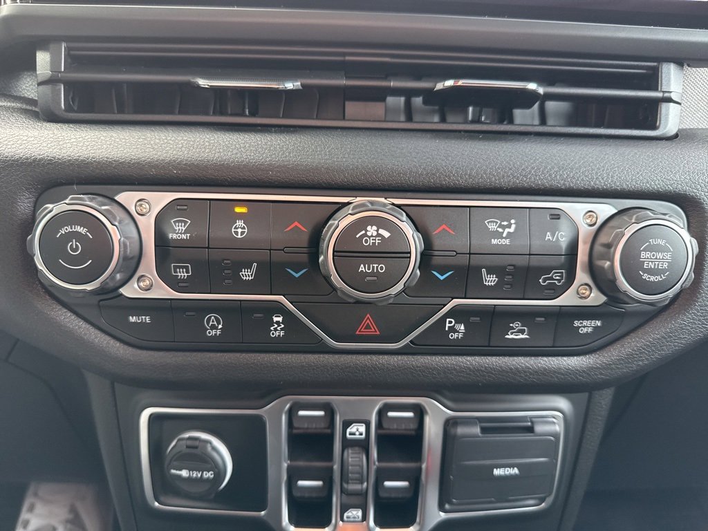 New 2025 Jeep Wrangler Sport S image 25