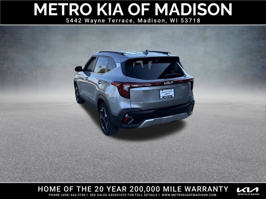 Used 2025 Kia Seltos EX w/ EX Sunroof Package AWD/4WD image 4