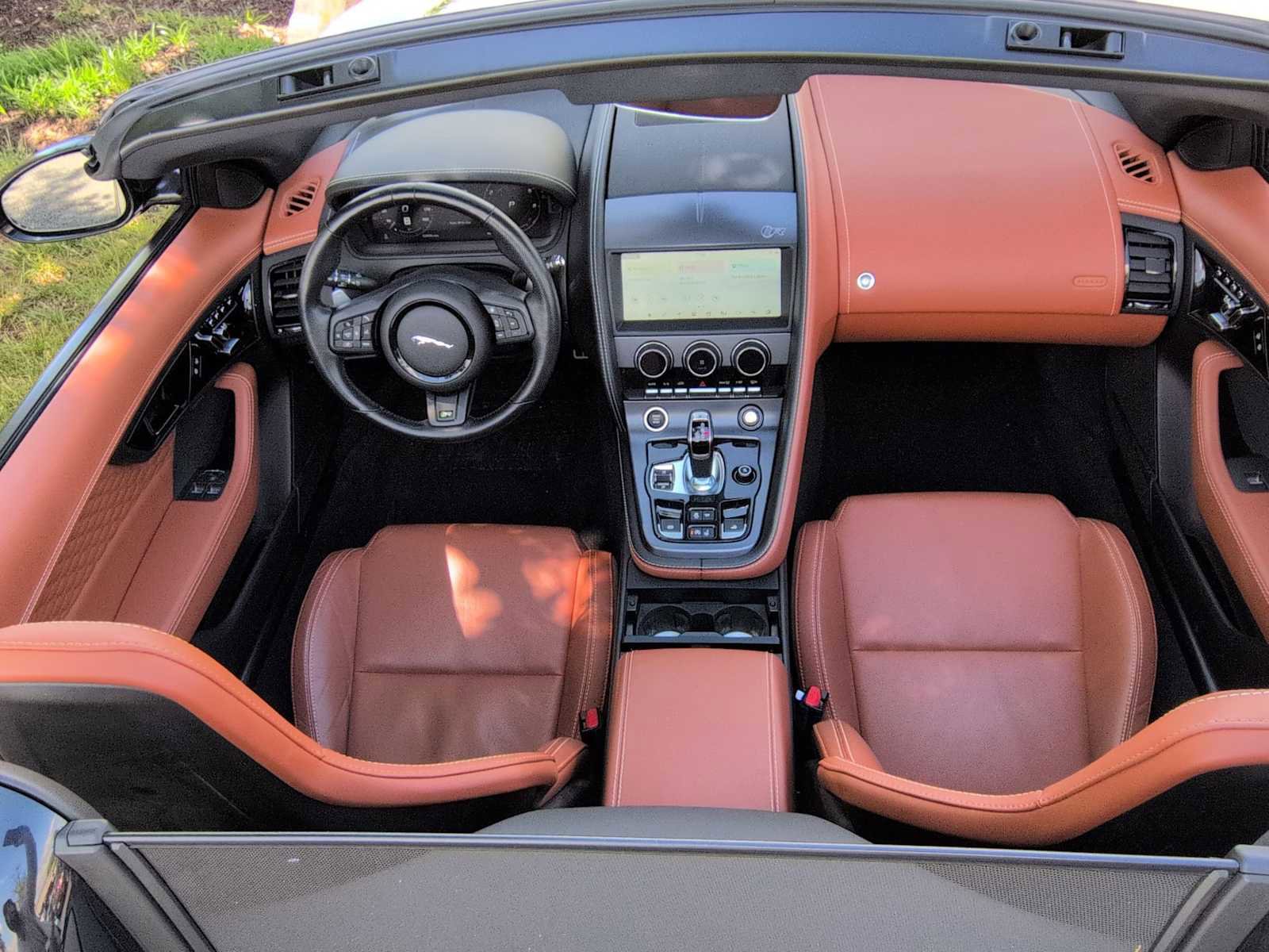 Used 2021 Jaguar F-TYPE R AWD/4WD image 16