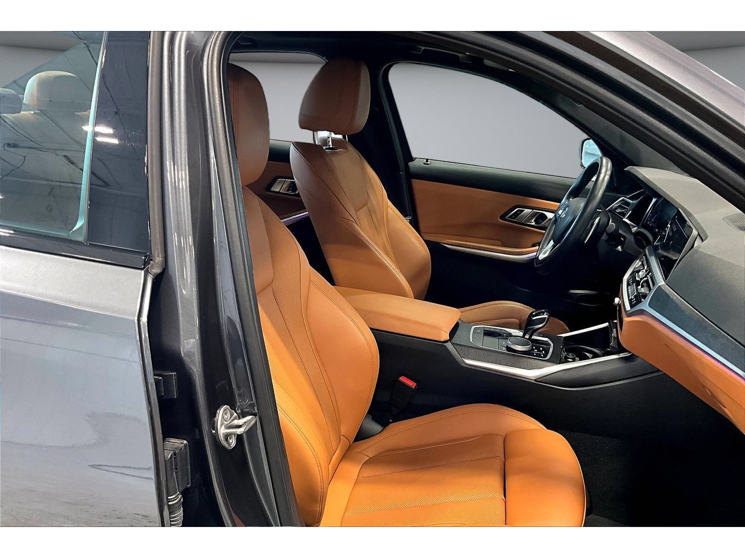 Used 2022 BMW 330e w/ Driving Assistance Package RWD image 49