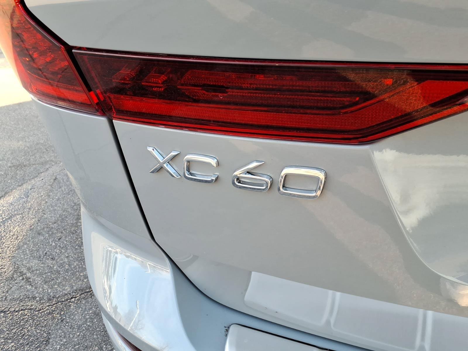 New 2026 Volvo XC60 B5 Plus w/ Protection Package Premier AWD/4WD image 6