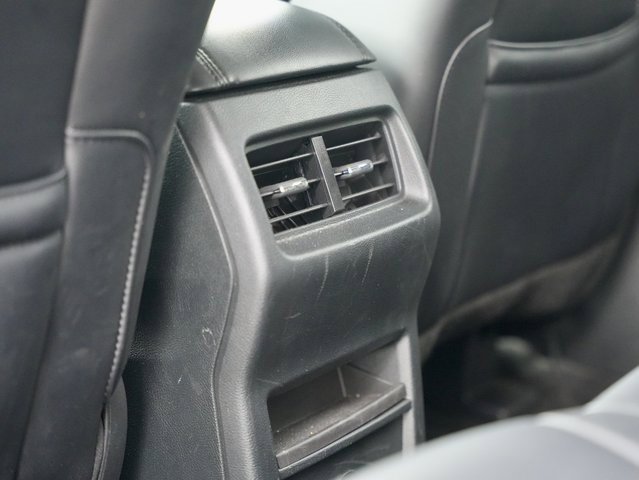 Used 2024 Ford Edge SEL image 12