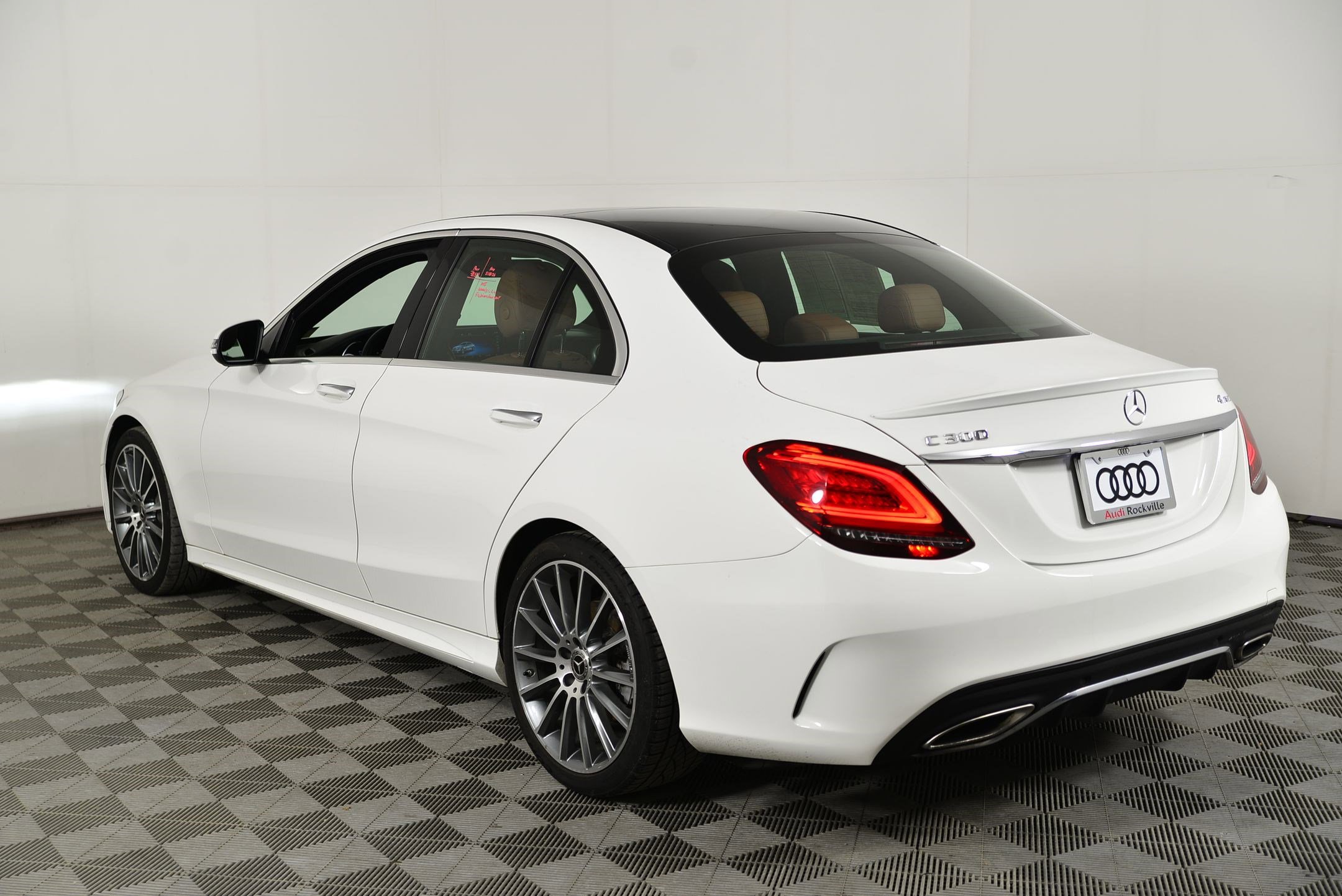 Used 2019 Mercedes-Benz C 300 4MATIC Sedan image 3
