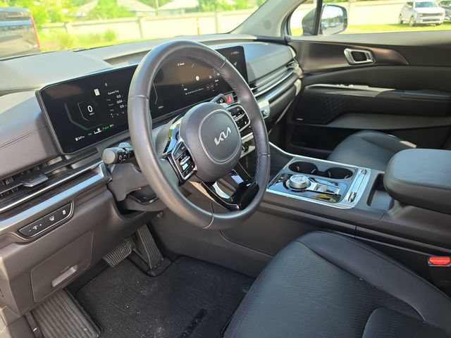 Certified 2025 Kia Carnival SX Prestige FWD image 14
