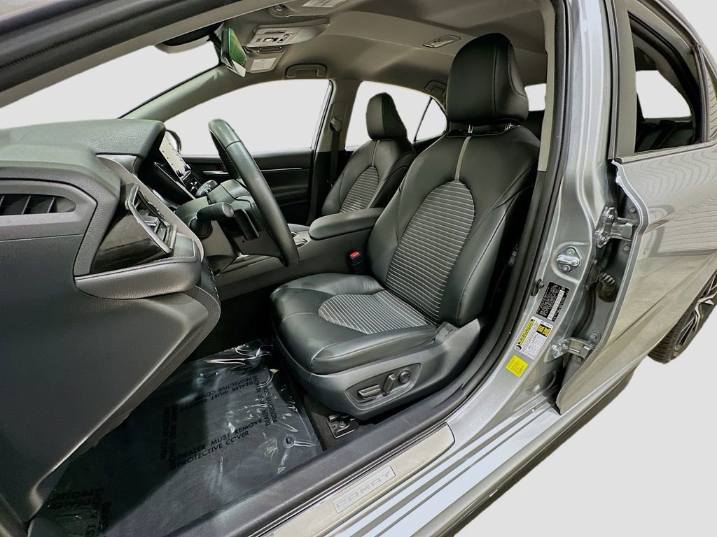 Used 2024 Toyota Camry SE FWD image 20
