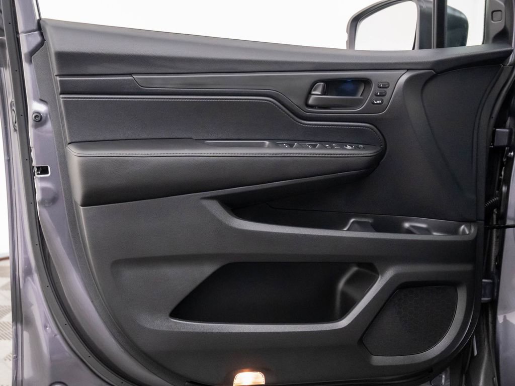 New 2026 Honda Odyssey EX-L image 14