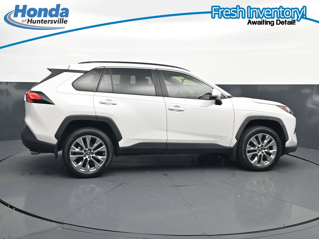 Used 2024 Toyota RAV4 XLE Premium FWD image 11