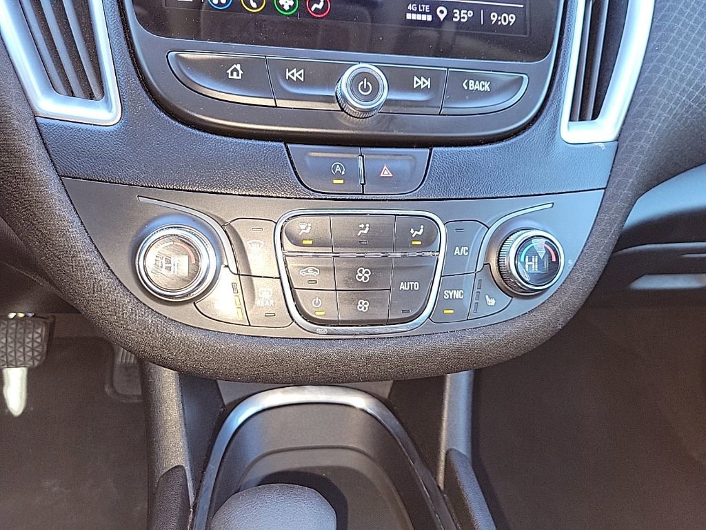 Used 2023 Chevrolet Malibu LT FWD image 21