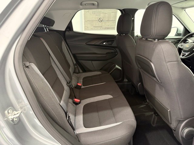 New 2026 Chevrolet TrailBlazer LT w/ LT Cold Weather Package AWD/4WD image 24