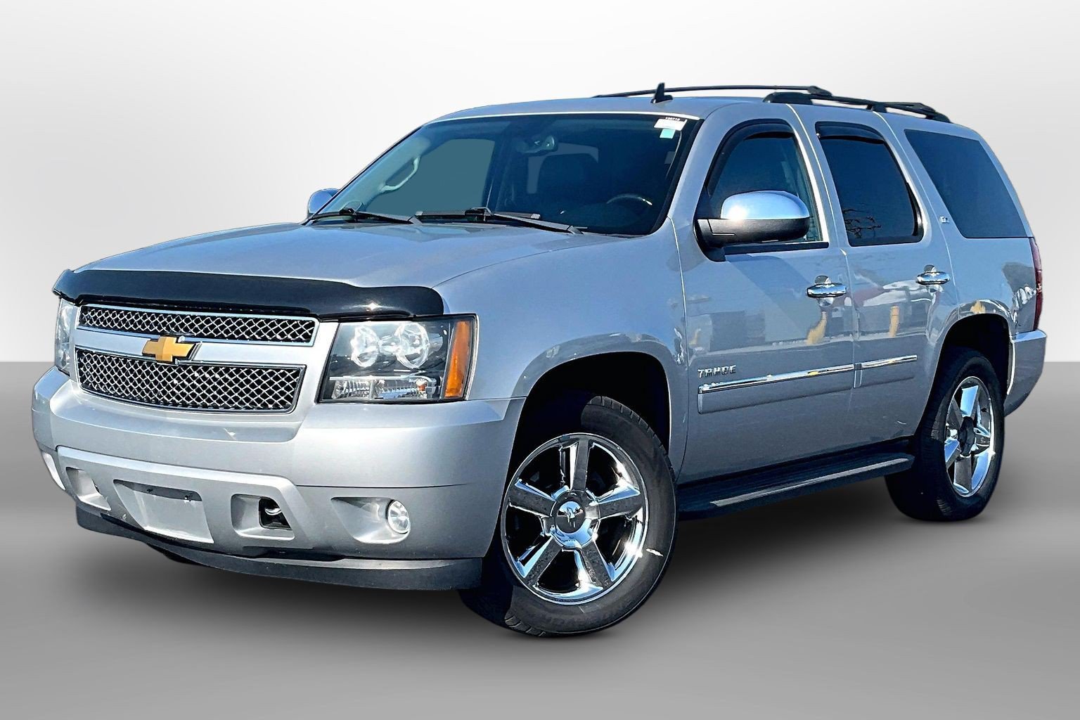 Used 2014 Chevrolet Tahoe LTZ AWD/4WD image 13
