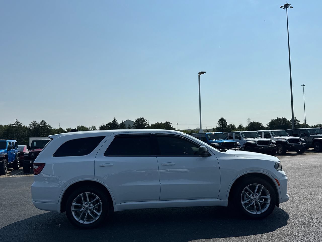 Used 2023 Dodge Durango GT RWD image 2