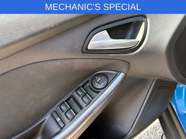 Used 2012 Ford Focus Titanium FWD image 16