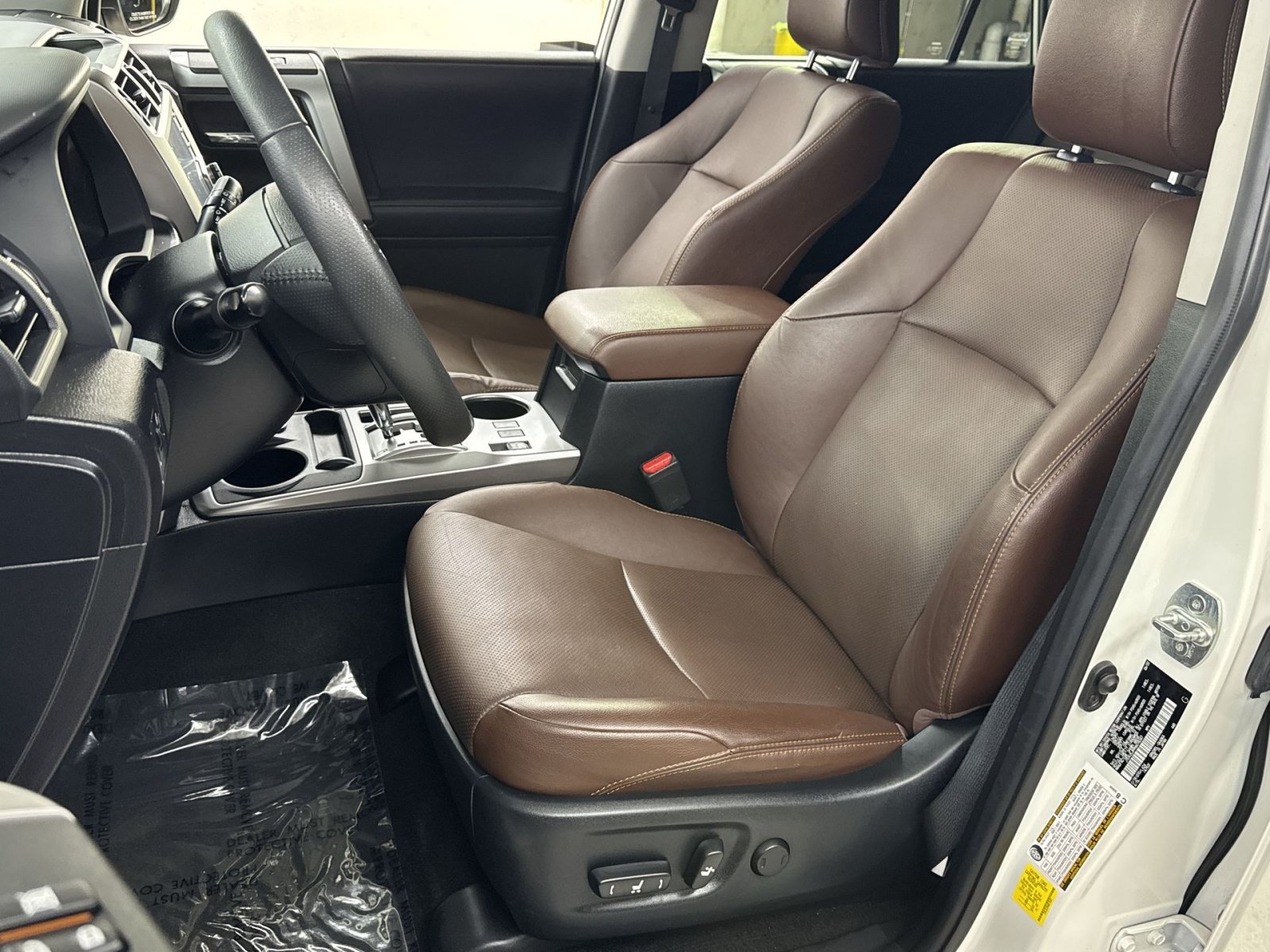 Used 2022 Toyota 4Runner Limited AWD/4WD image 14