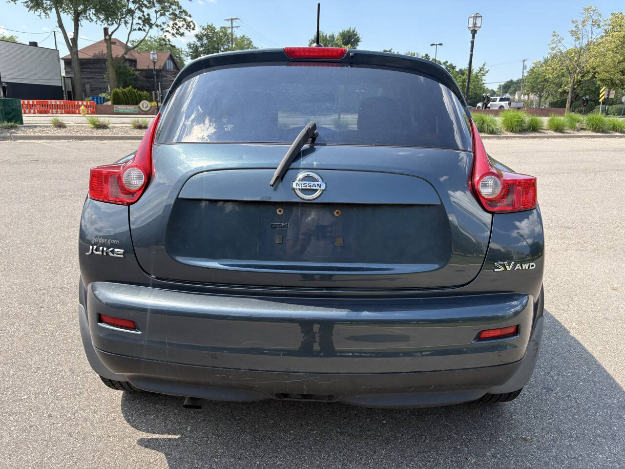 Used 2011 Nissan Juke SV AWD/4WD image 4