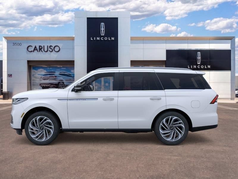 New 2026 Lincoln Navigator Reserve AWD/4WD image 3