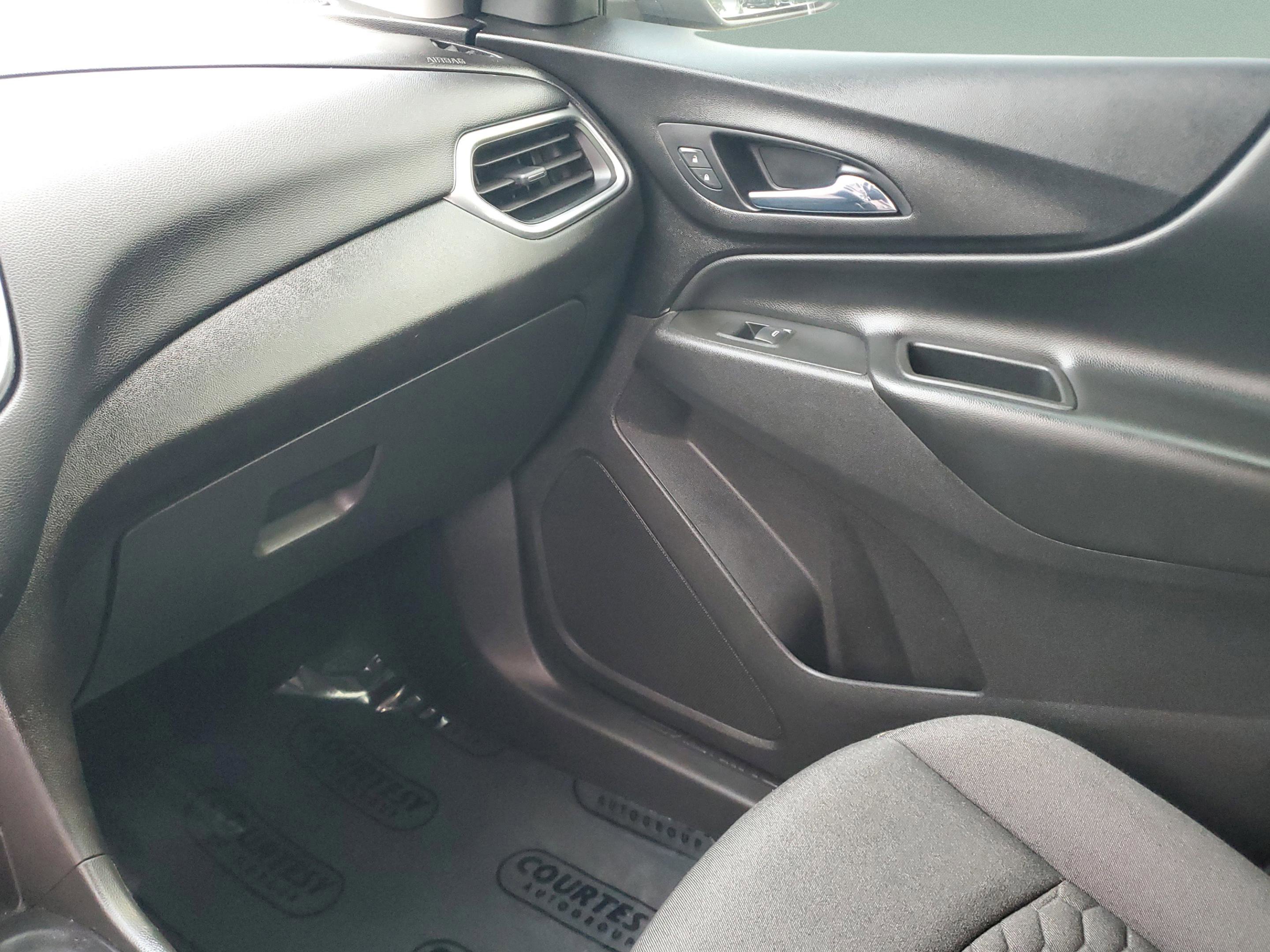 Used 2020 Chevrolet Equinox LT image 25