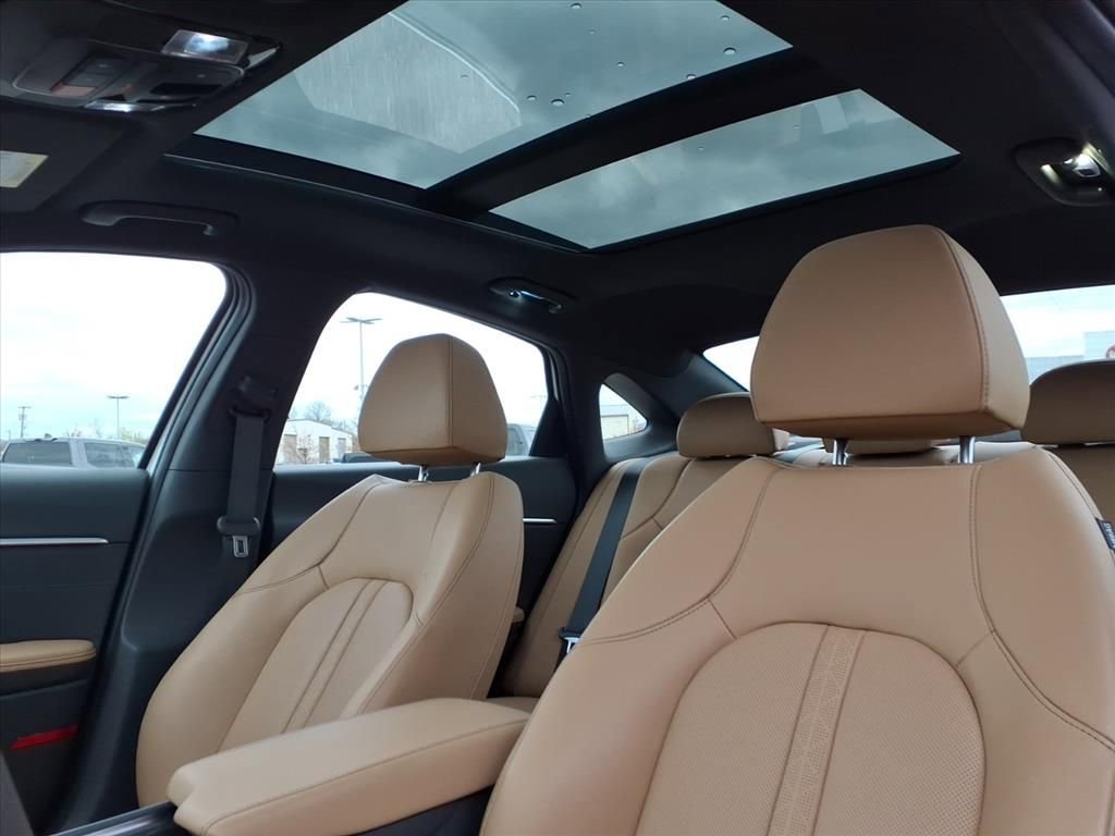 Used 2022 Hyundai Sonata Limited w/ Cargo Package image 12