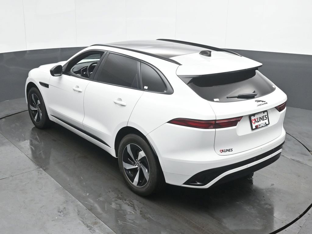 Used 2024 Jaguar F-PACE R-Dynamic S image 43