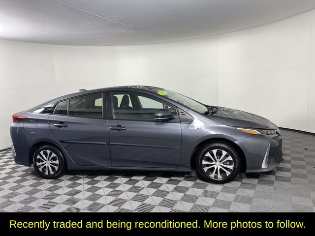 Used 2022 Toyota Prius Prime LE FWD image 10