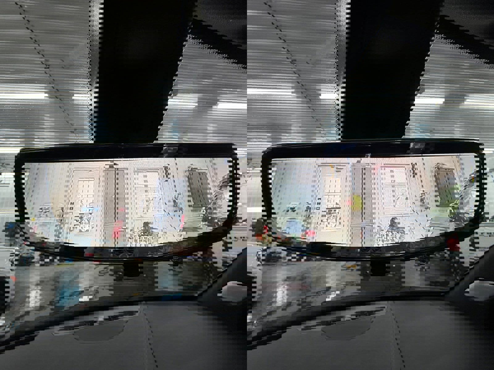 Used 2024 Cadillac XT6 Sport w/ Technology Package image 21