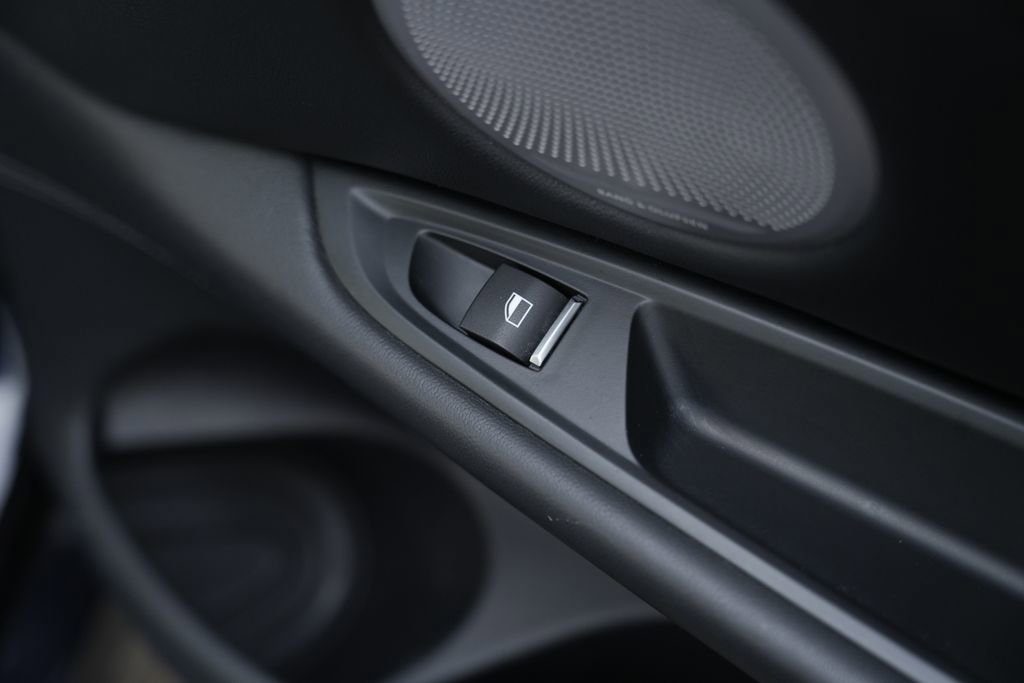 Used 2019 BMW X6 M image 40