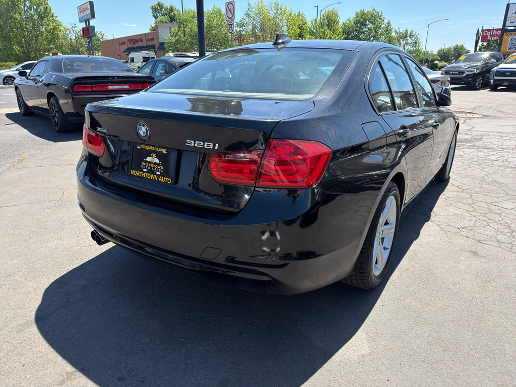 Used 2015 BMW 328i xDrive Sedan AWD/4WD image 7