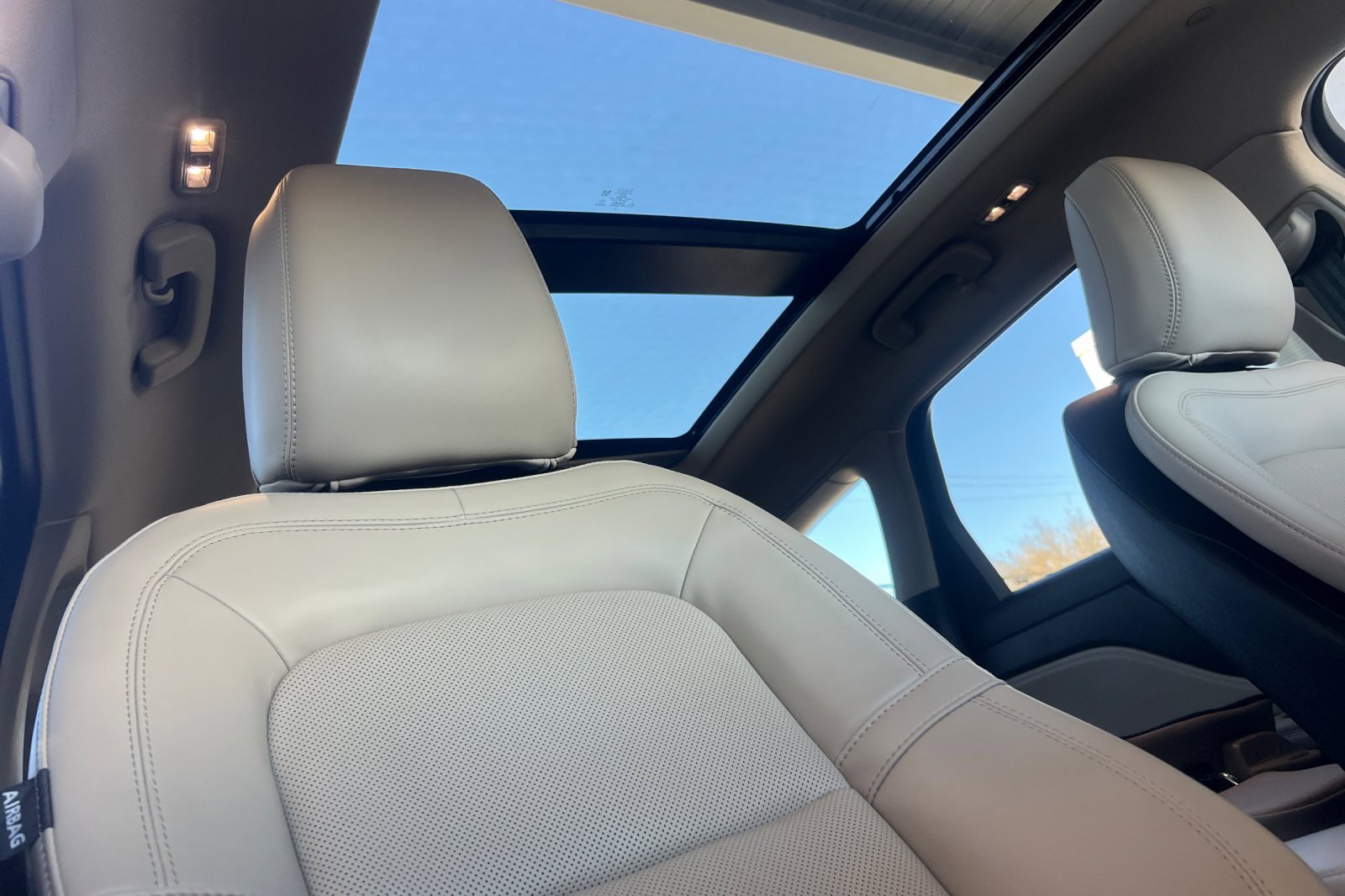 Certified 2025 Lincoln Corsair Grand Touring w/ Equipment Group 301A image 17