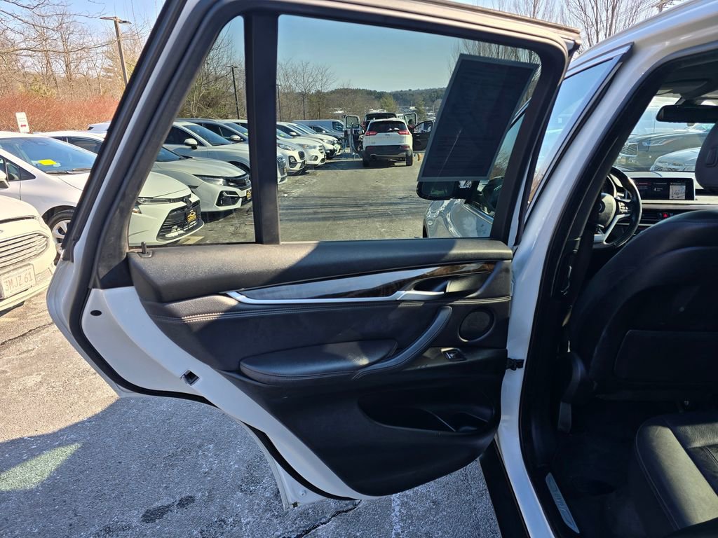 Used 2018 BMW X5 xDrive35i image 12