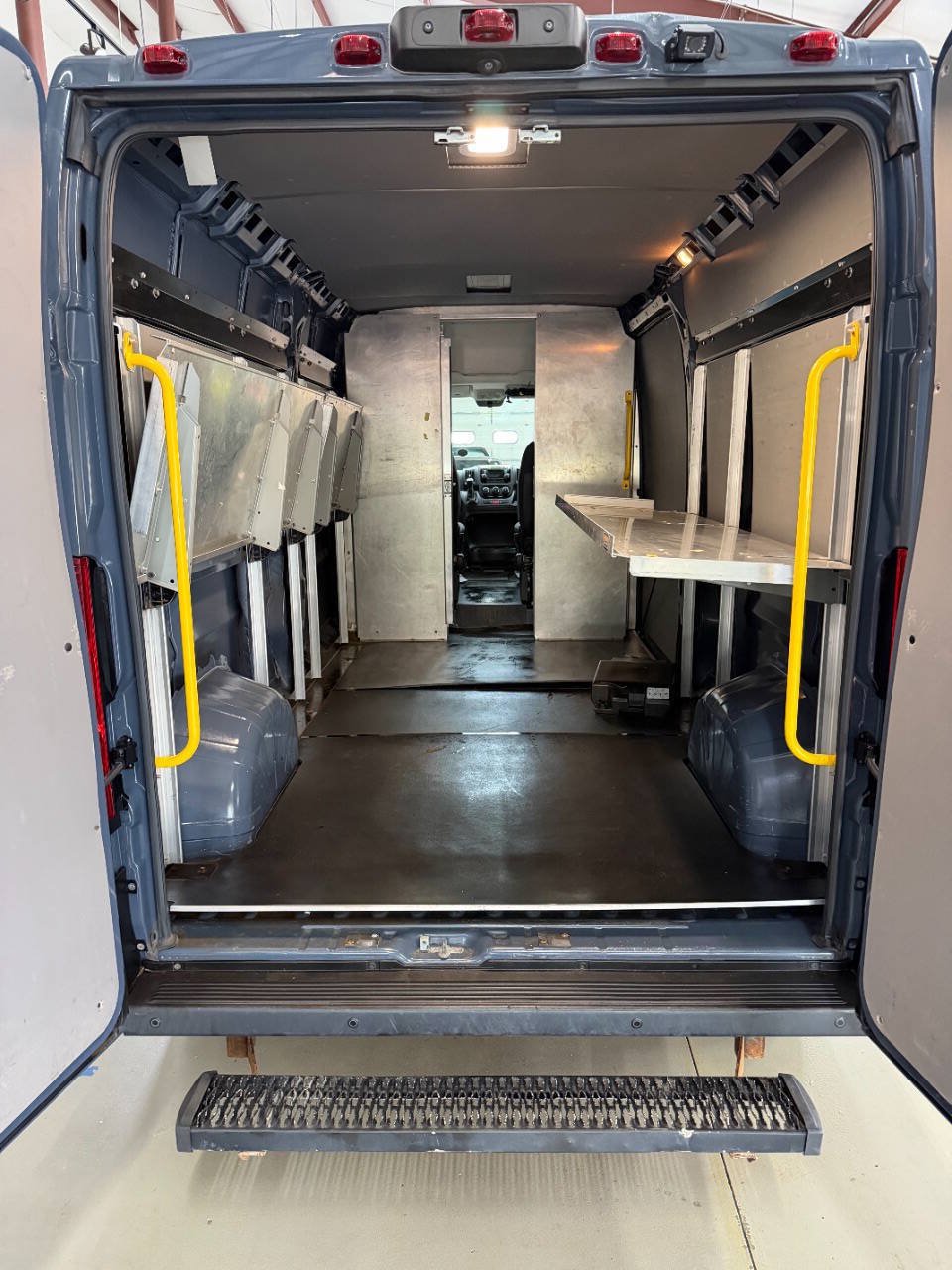 Used 2019 RAM ProMaster 2500 FWD image 9