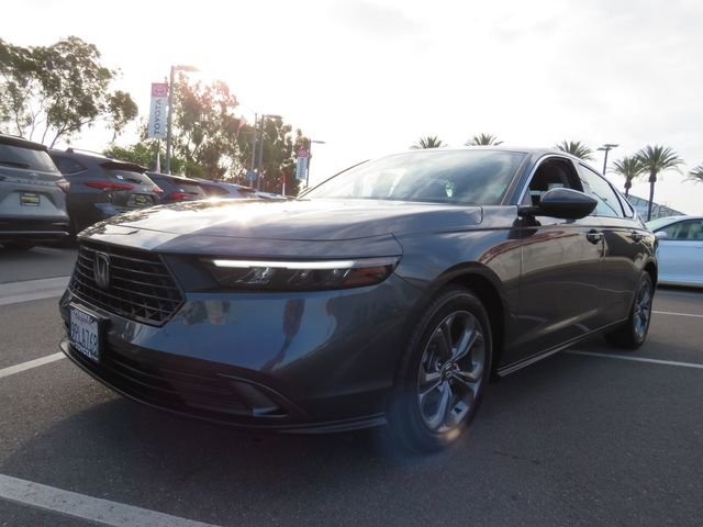 Used 2024 Honda Accord EX image 3