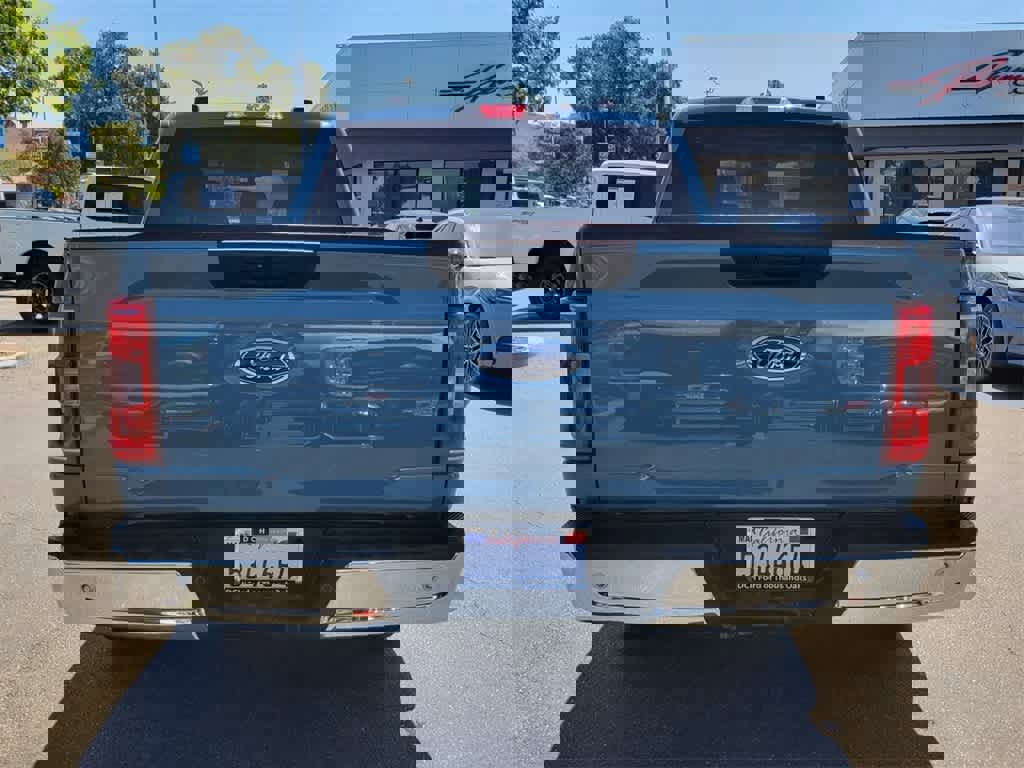 Used 2023 Ford F150 XLT image 4
