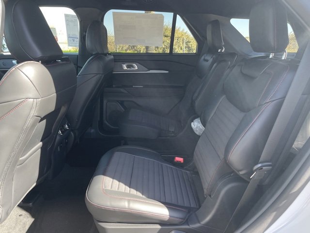 New 2025 Ford Explorer ST-Line w/ Premium Package image 21