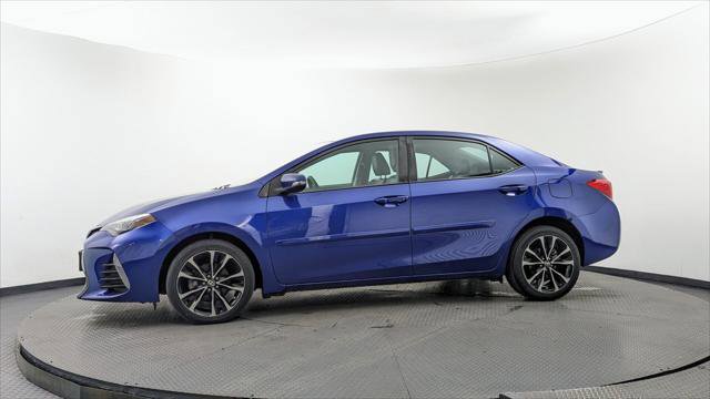 Used 2018 Toyota Corolla XSE FWD image 3