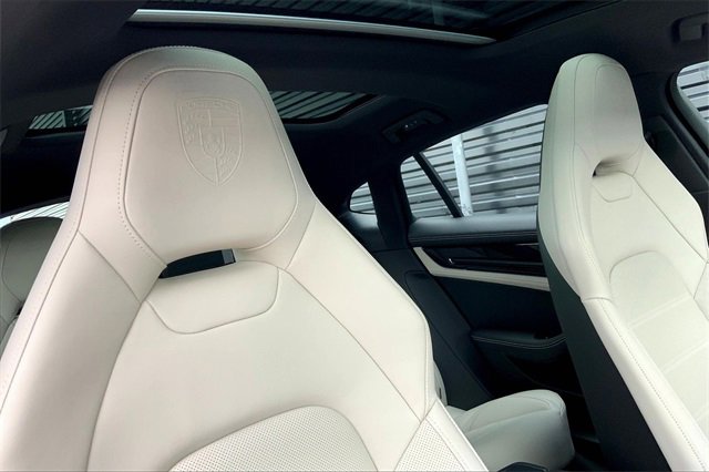 New 2026 Porsche Panamera 4 image 8
