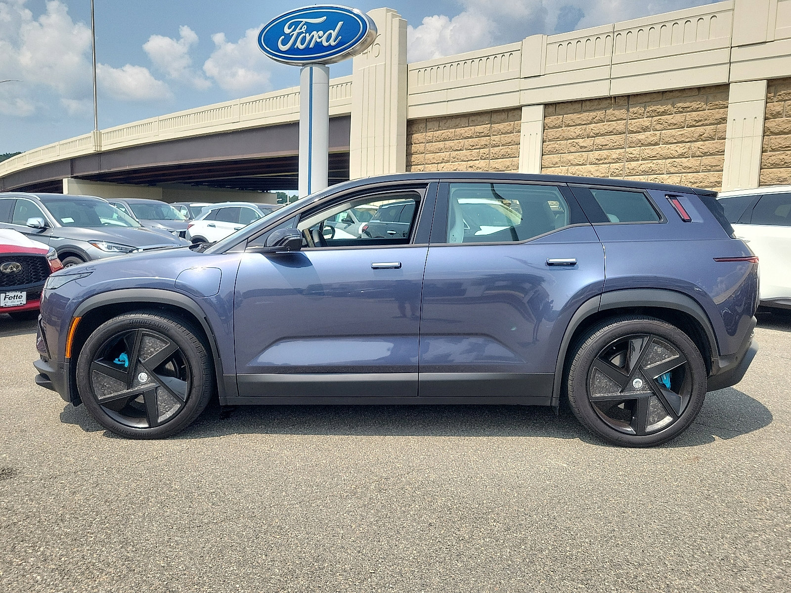 Used 2023 Fisker Ocean Extreme image 7