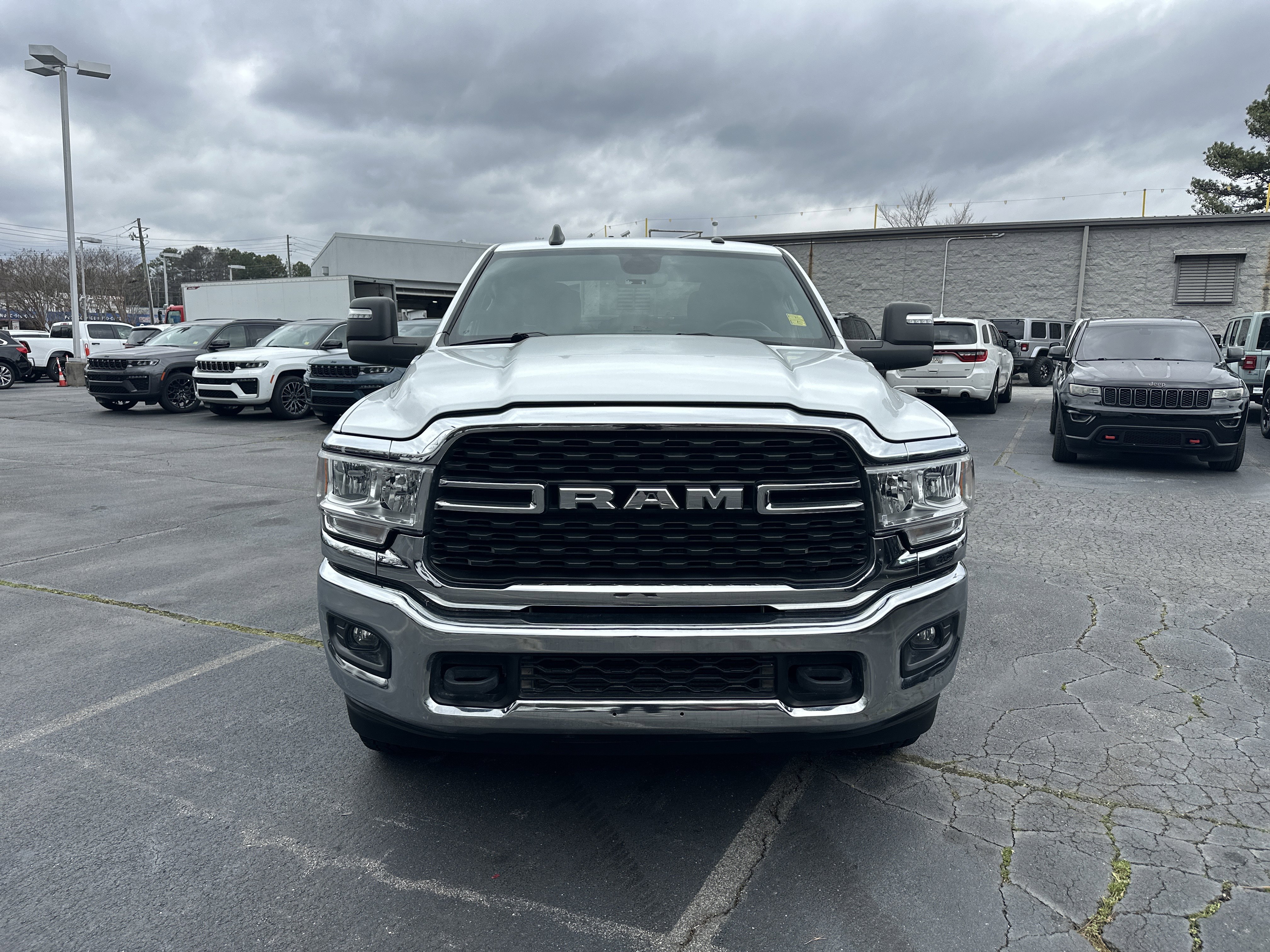 Used 2023 RAM 2500 Big Horn w/ Level 1 Equipment Group image 4