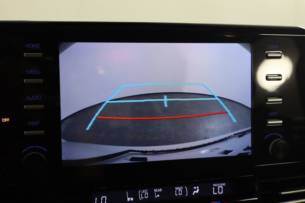 Used 2024 Toyota Sienna XLE image 43