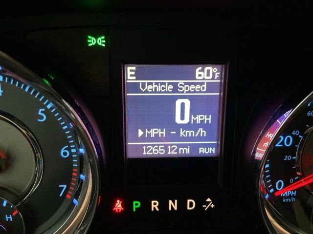 Used 2014 Chrysler Town & Country Touring FWD image 61