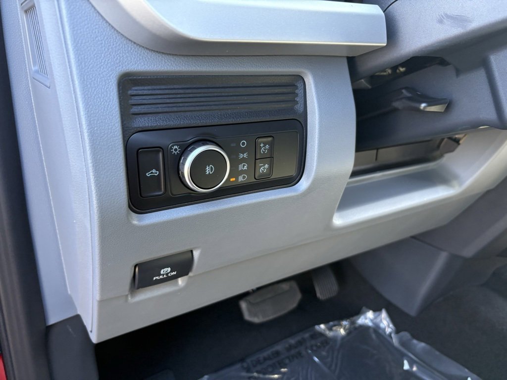New 2026 Ford F350 XL image 40