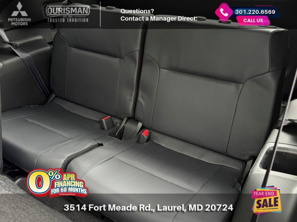 New 2025 Mitsubishi Outlander SE image 16