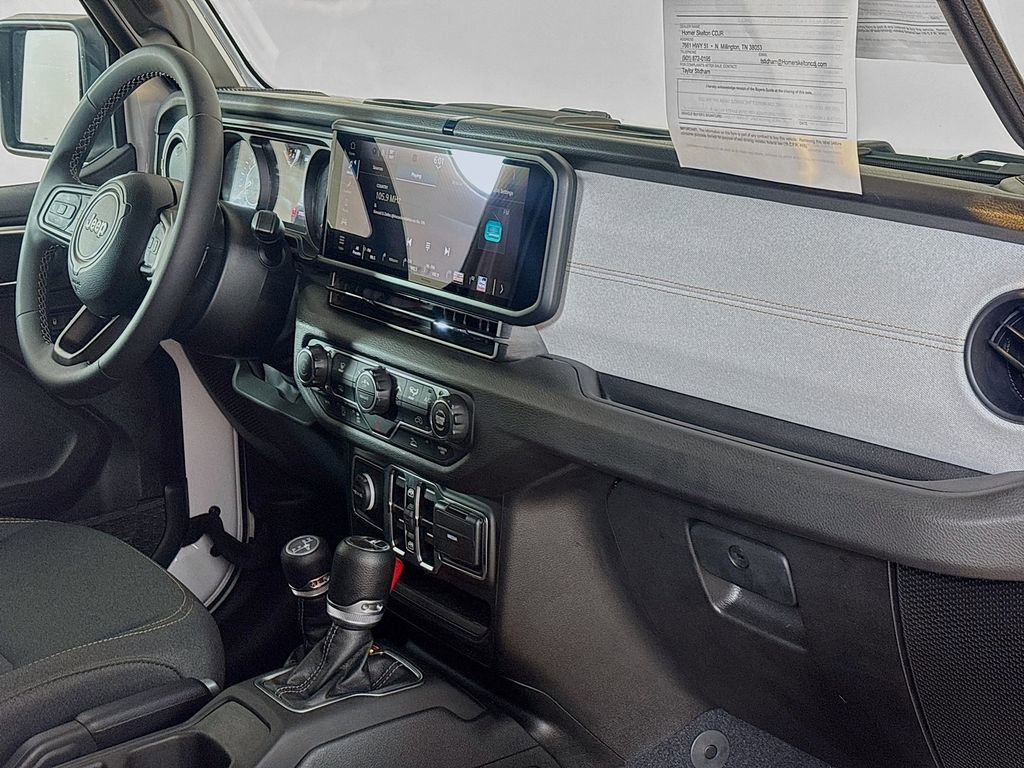 Used 2025 Jeep Gladiator Sport image 27